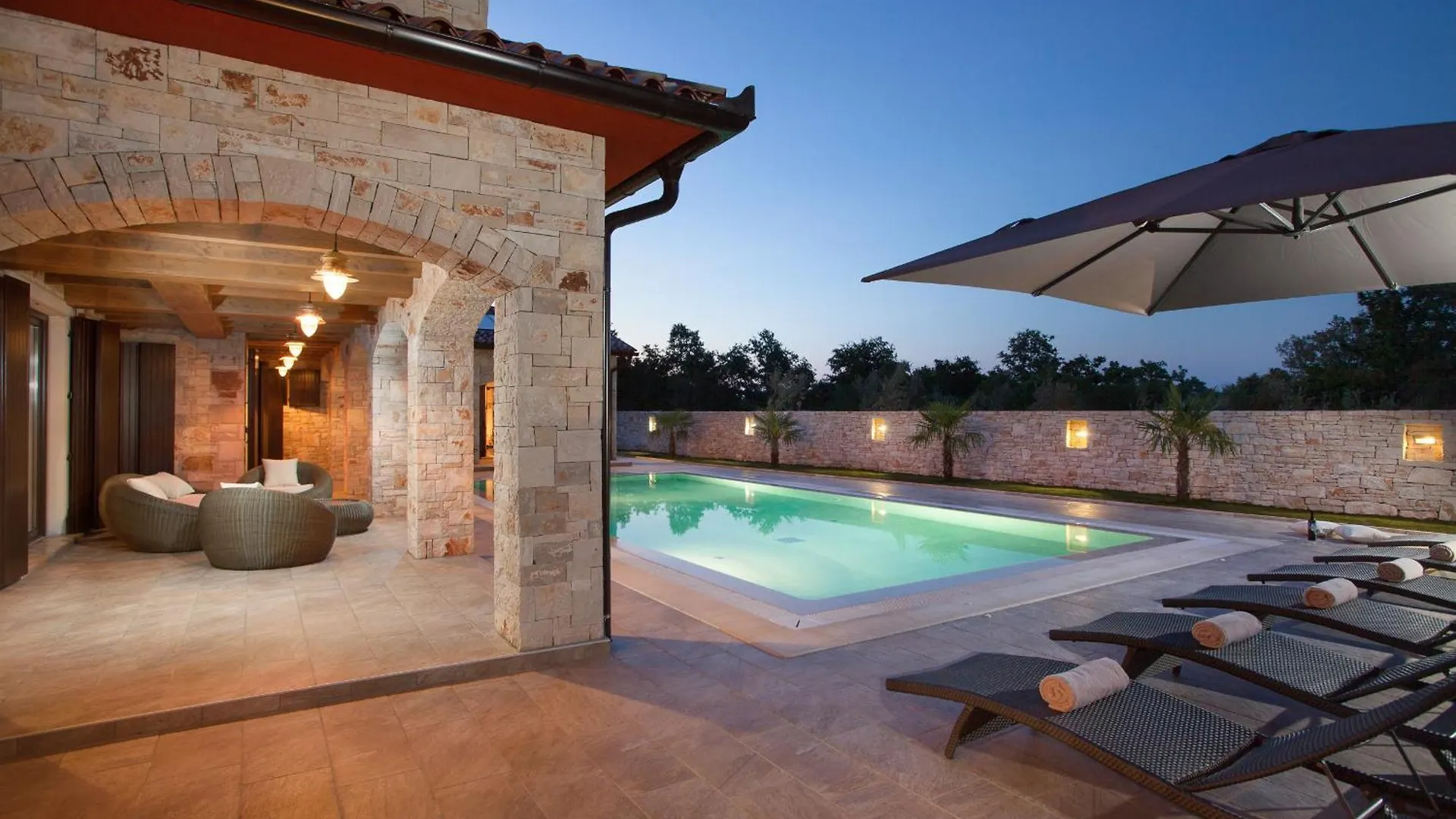 Residence Monaco For 10 People In Central Istria With 65 M2 Private Pool, Large Garden & Spa Svetvincenat 0*,