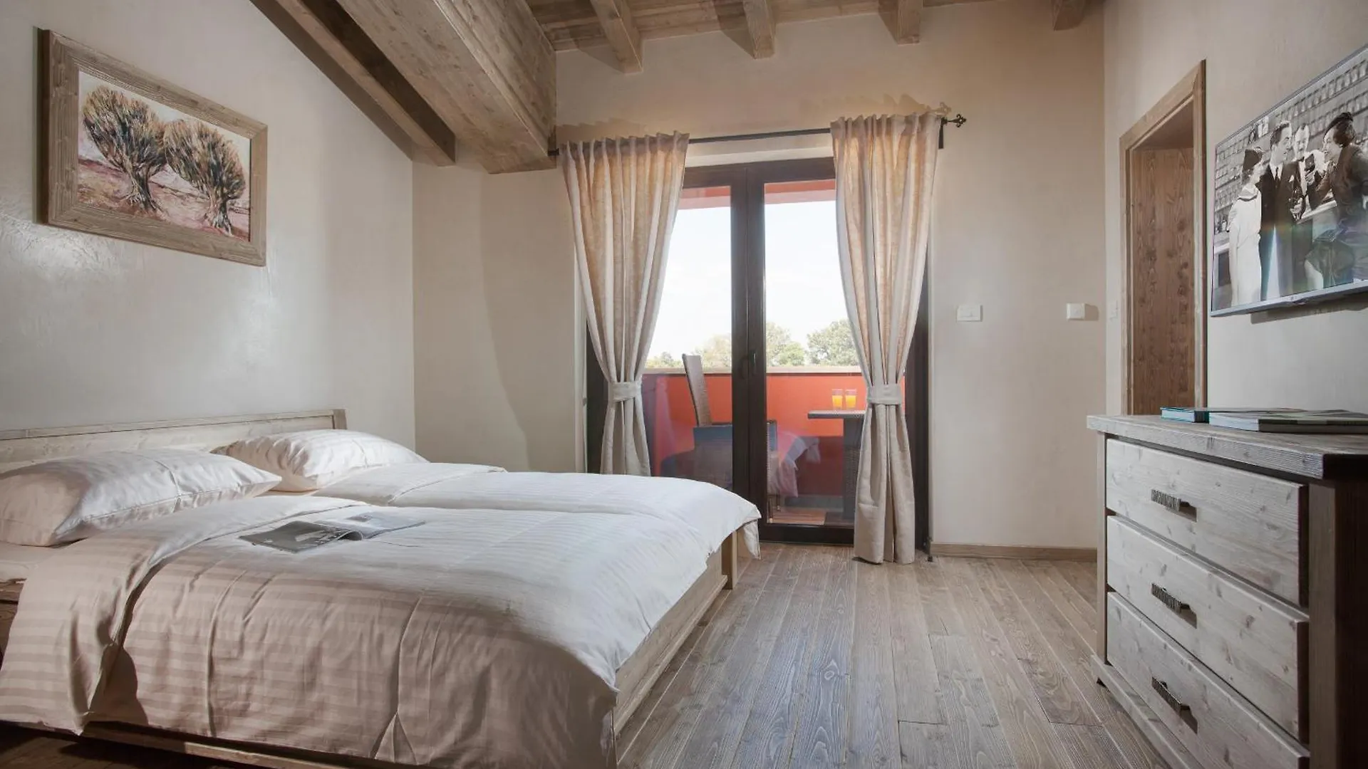 Residence Monaco For 10 People In Central Istria With 65 M2 Private Pool, Large Garden & Spa Svetvincenat 0*,  Croatia